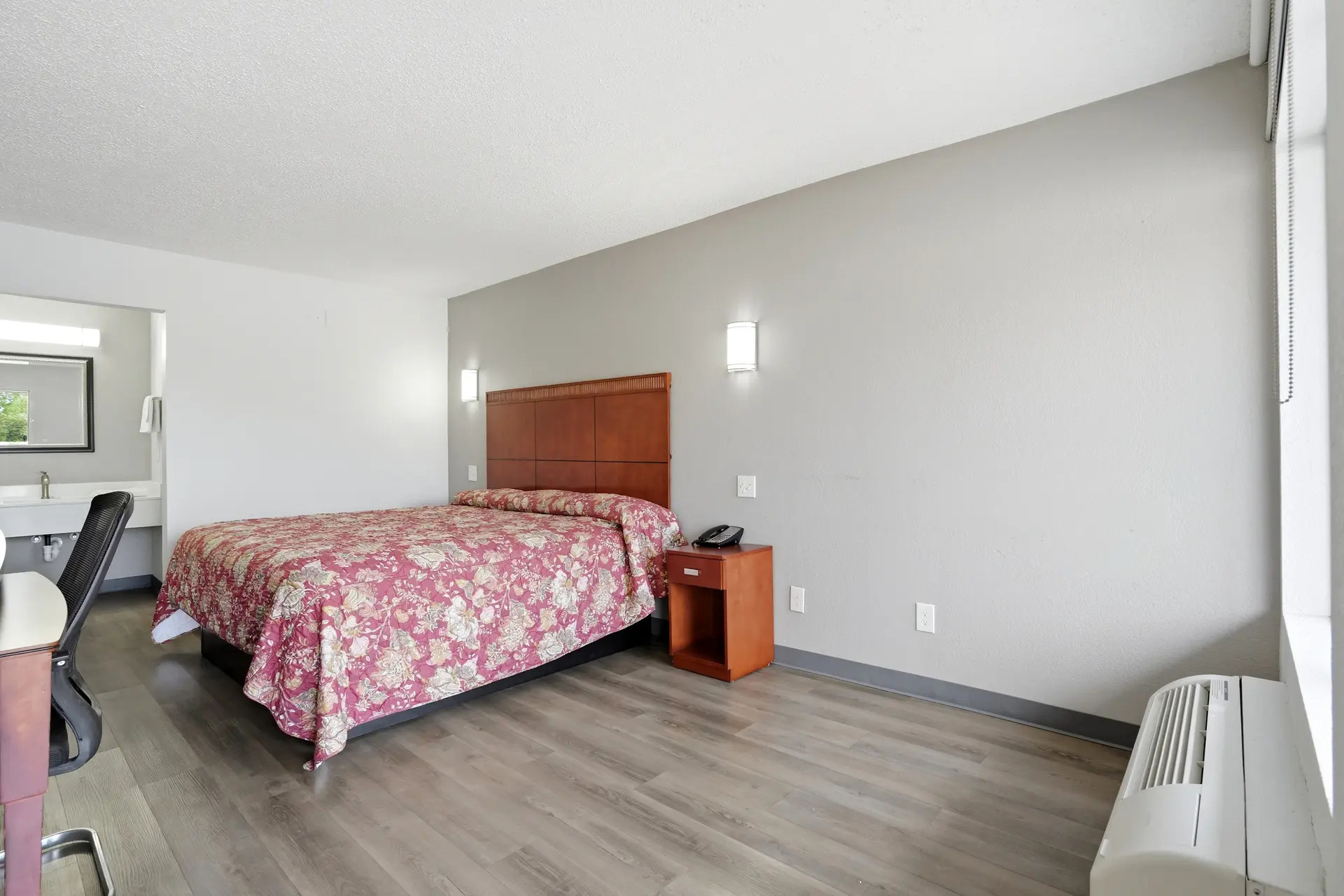 One-Bedroom King Suite - Non-Smoking at American Inn & Suites, Jonesboro GA